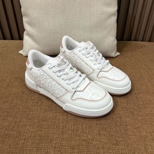디올 원 스니커즈