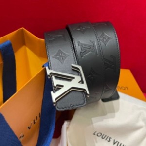 루이비통 남성 LV 이니셜 리버서블 벨트 40mm
