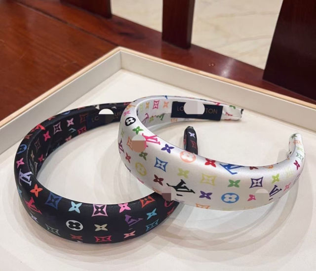루이비통 삼색 꽃 머리띠(2color)