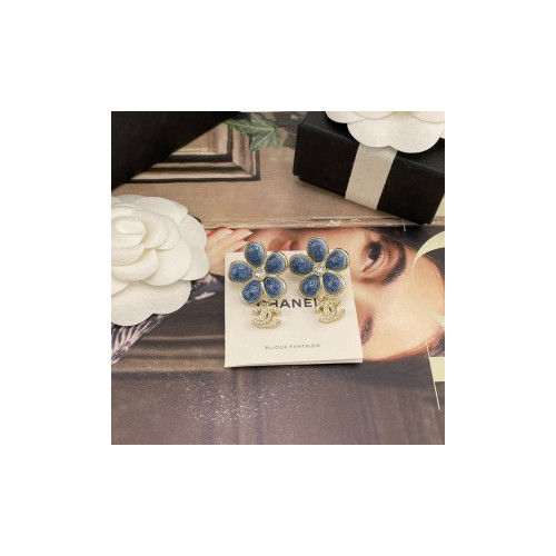 샤넬 가죽 꽃무늬 펜던트 C 귀걸이