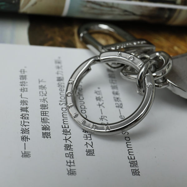 루이비통 스케이트 백 참 및 키체인(2color)