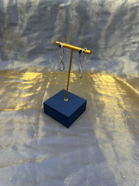 에이피엠 모나코 실버 화이트 파베 카아 뱀 귀걸이