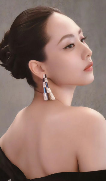 에이피엠 모나코 다크 그레이 개별 파베 드롭 이어링