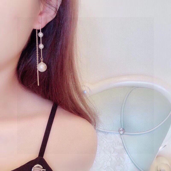 디올 빈티지 CD 스타 펄 이어링