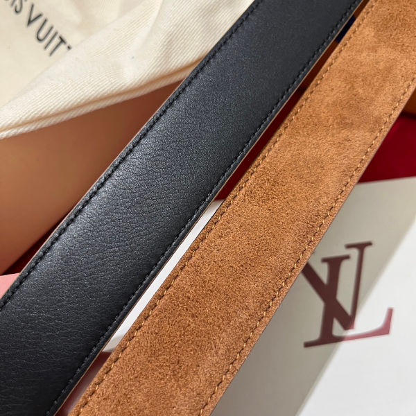 루이비통 LV 이니셜 스웨이드 벨트 3cm(3color)