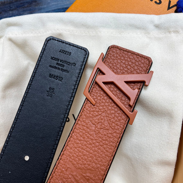 루이비통 톤온톤 LV 이니셜 버클 4cm