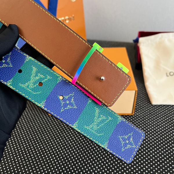 루이비통 LV 이니셜 컬리지 모노그램 헤리티지 리버서블 벨트 4cm(4color)