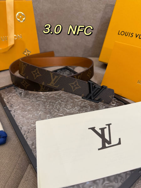 루이비통 LV 이니셜 모노그램 리버서블 벨트 3.0cm(2color)