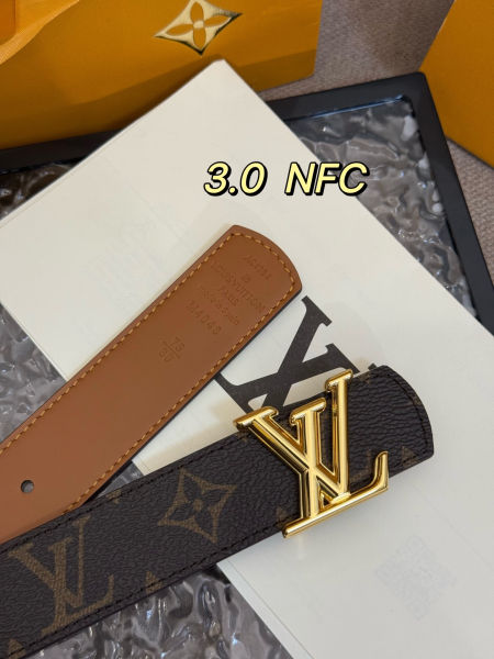 루이비통 LV 이니셜 모노그램 리버서블 벨트 3.0cm(2color)