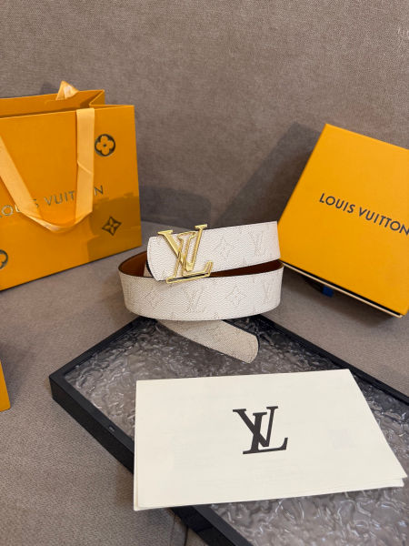 루이비통 LV 이니셜 리버서블 벨트 40mm