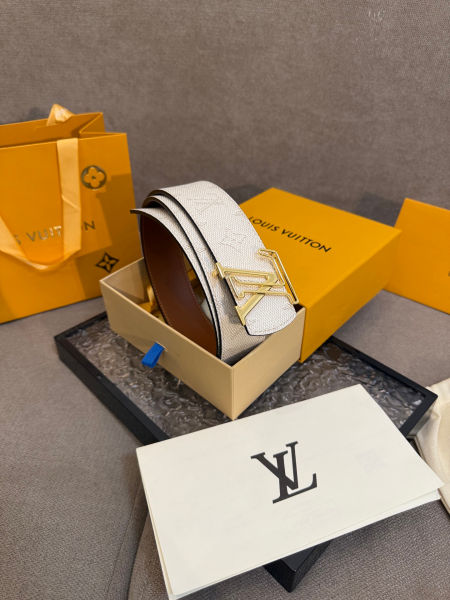 루이비통 LV 이니셜 리버서블 벨트 40mm