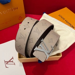 루이비통 이니셜 리버서블 벨트 4cm