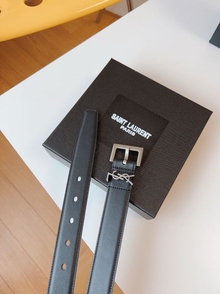 입생로랑 스퀘어 버클 모노그램 민무늬 벨트 3.0cm(2color)