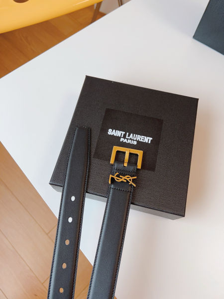 입생로랑 스퀘어 버클 모노그램 민무늬 벨트 3.0cm(2color)