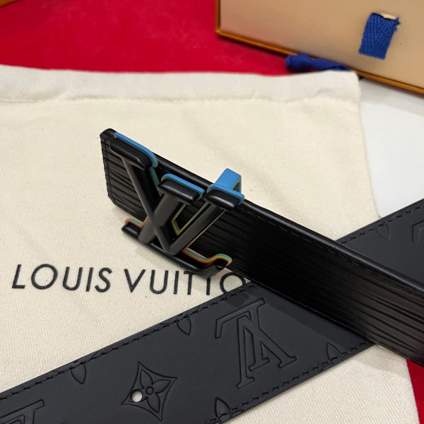 루이비통 LV 이니셜 물결 무늬 벨트 4cm(2color)