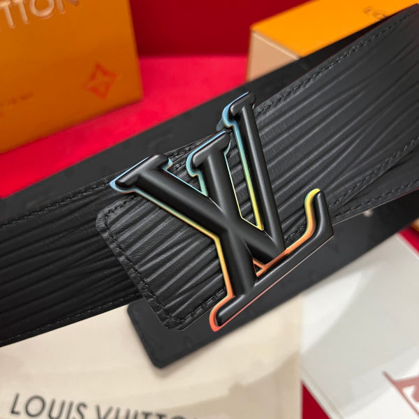 루이비통 LV 이니셜 물결 무늬 벨트 4cm(2color)