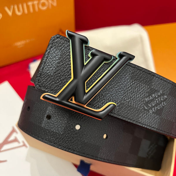 루이비통 LV 이니셜 리버서블 클래식 레터 버클 벨트 40mm