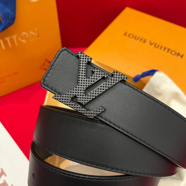 루이비통 LV 이니셜 리버서블 버클 벨트 3.5cm(2color)