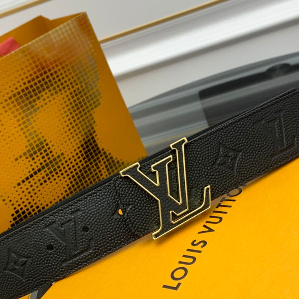 루이비통 LV 이니셜  이클립스 리버서블 버클 테두리 포인트 벨트 4.0cm(2color)