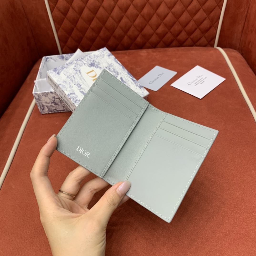 D. 버티컬 2단 카드 지갑 CD 다이아몬드 캔버스
