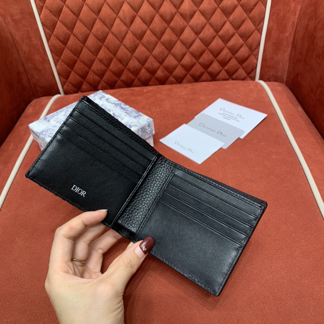 D. 오블리크 자카드 새들 반지갑