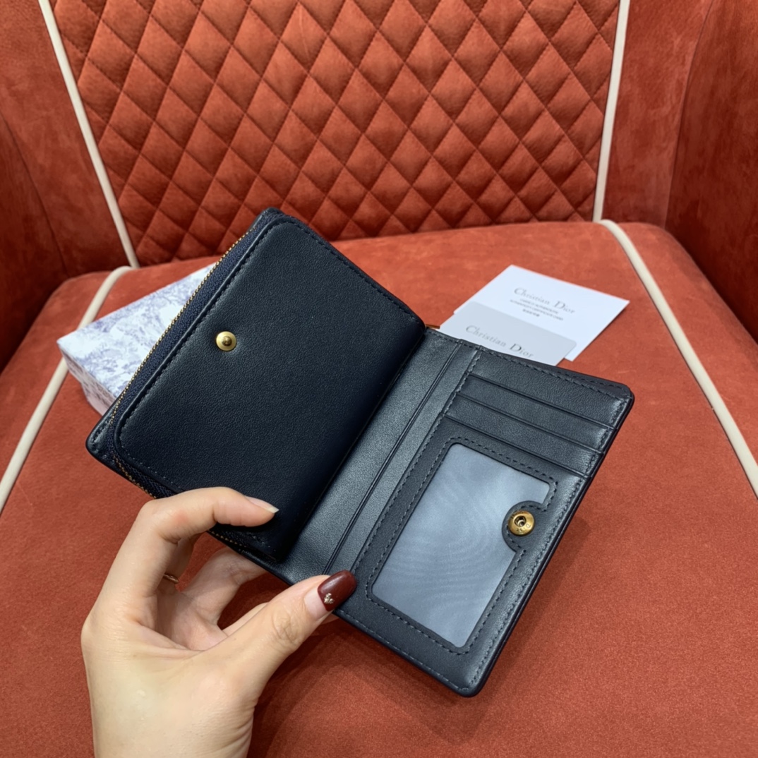 D. 스몰 동전 지갑