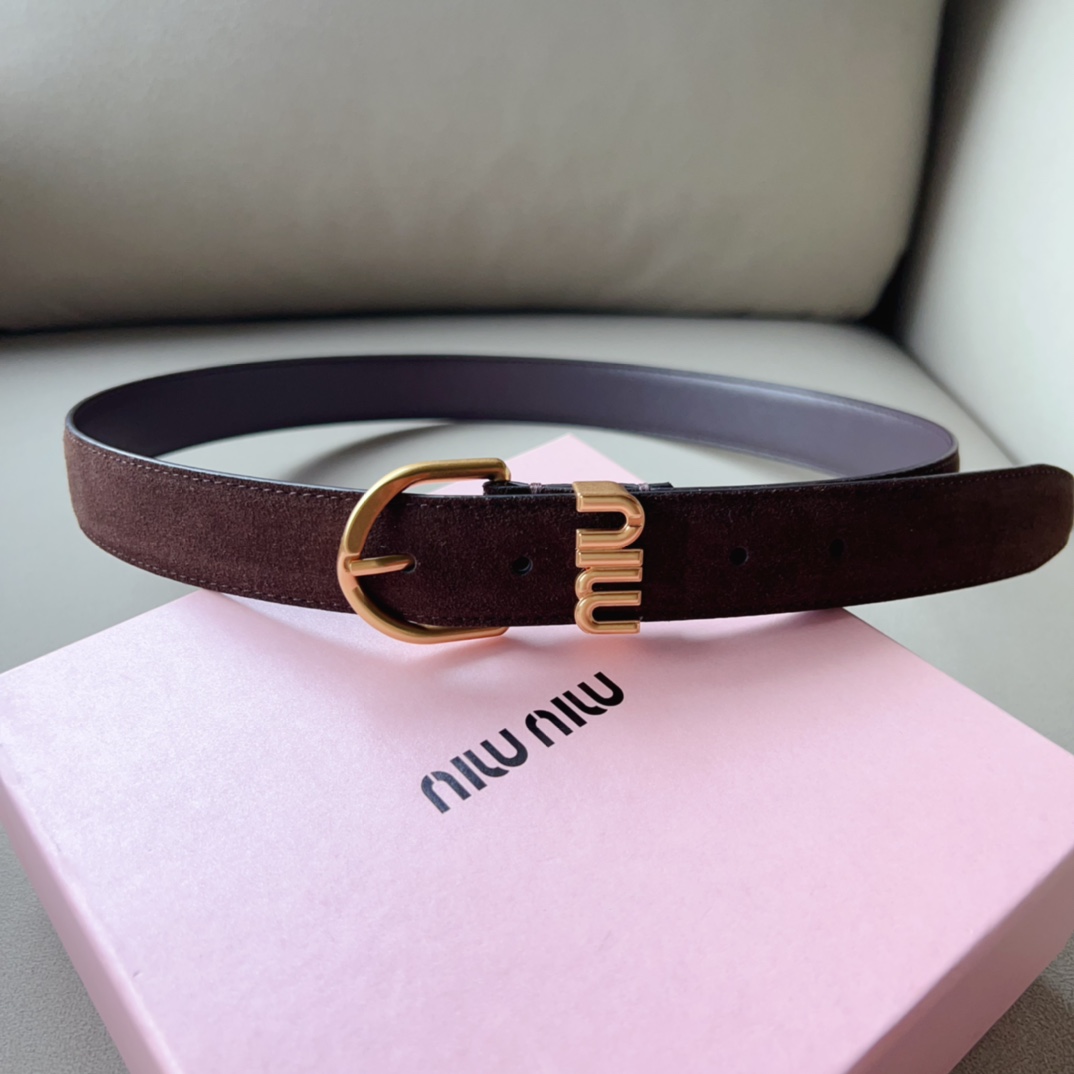 미우미우 골드 모노그램 스웨이드 벨트 3.0cm