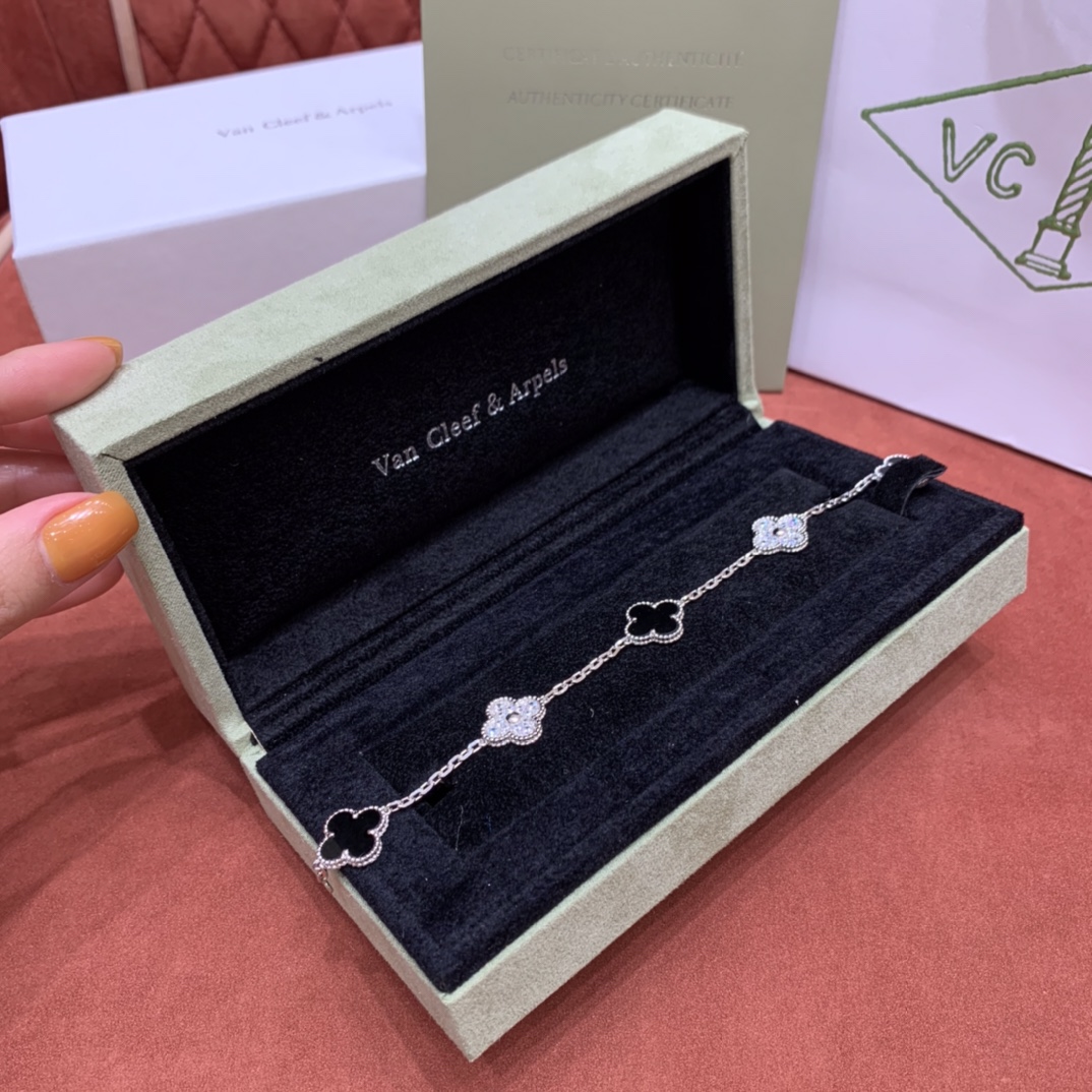 반클리프 클로버 팔찌 (순은 도금 18k) 2컬러 19.5cm