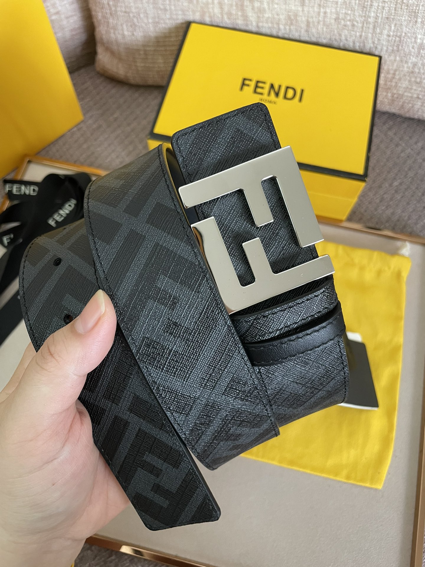 펜디 FF버클 FF로고 양면 벨트 4cm 3컬러