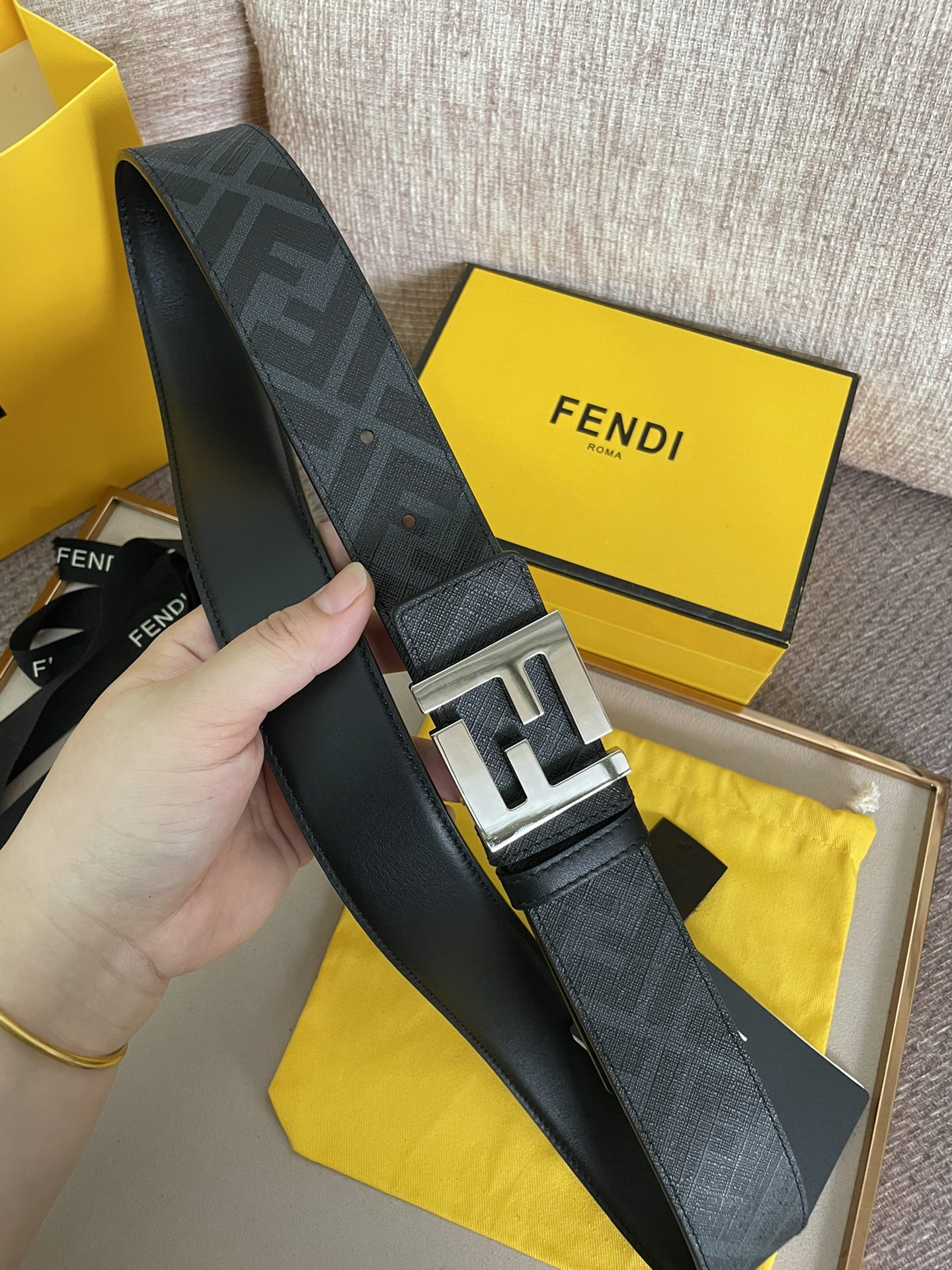 펜디 FF버클 FF로고 양면 벨트 4cm 3컬러