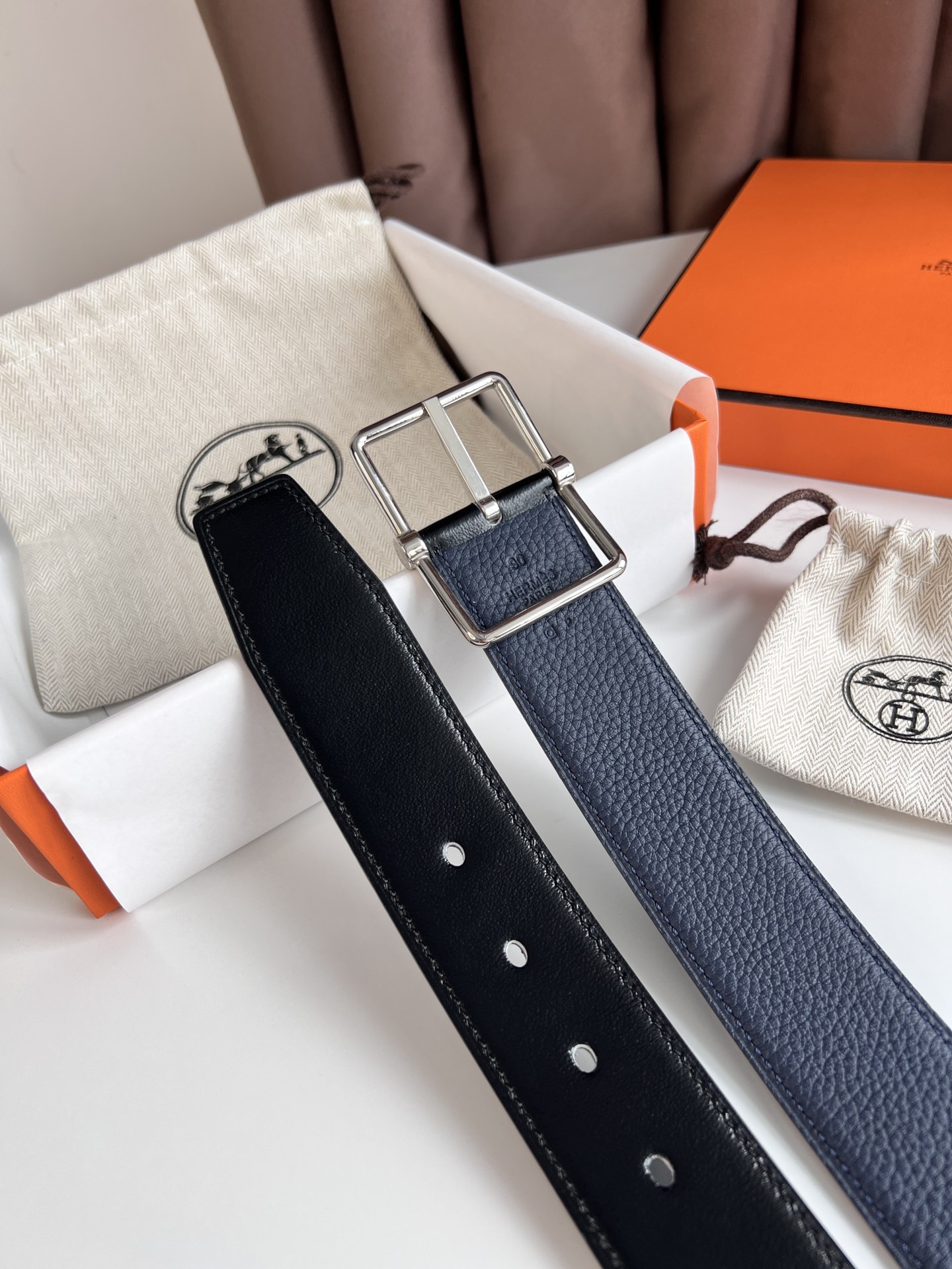 에르메스 SADDLE 3.8cm REVERSIBLE 벨트 2컬러