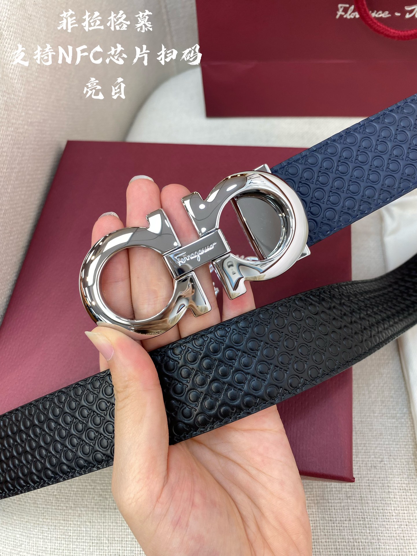 살바토레페라가모 엠보 로고 리버시블 레더 벨트 3.5cm 2컬러