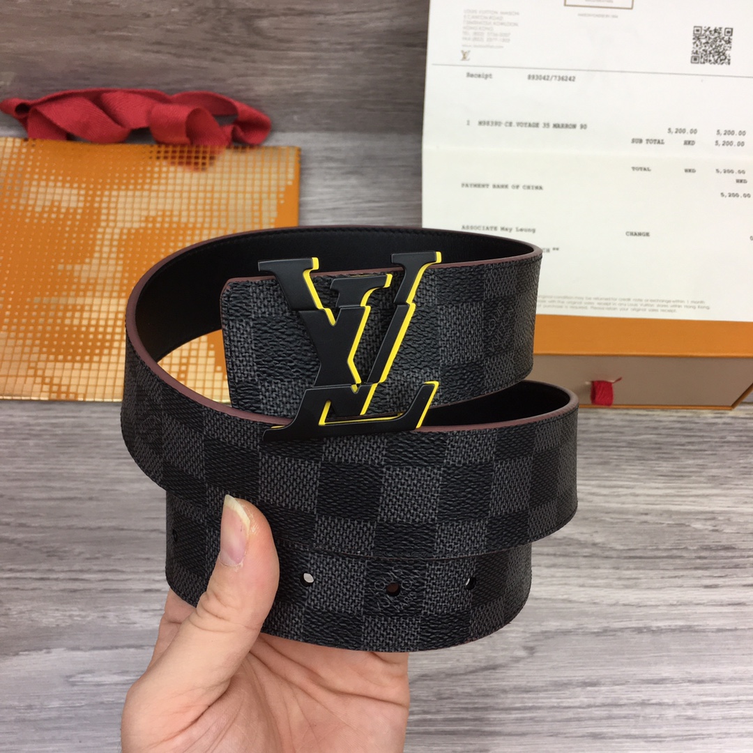 루이비통 양색 LV로고 체커보드 리버시블 벨트 M9923 4cm