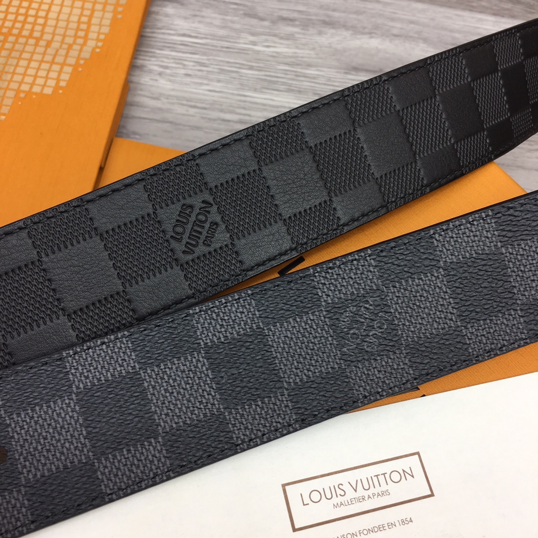 루이비통 리베르소 리버서블 벨트 M0670 2컬러 4cm