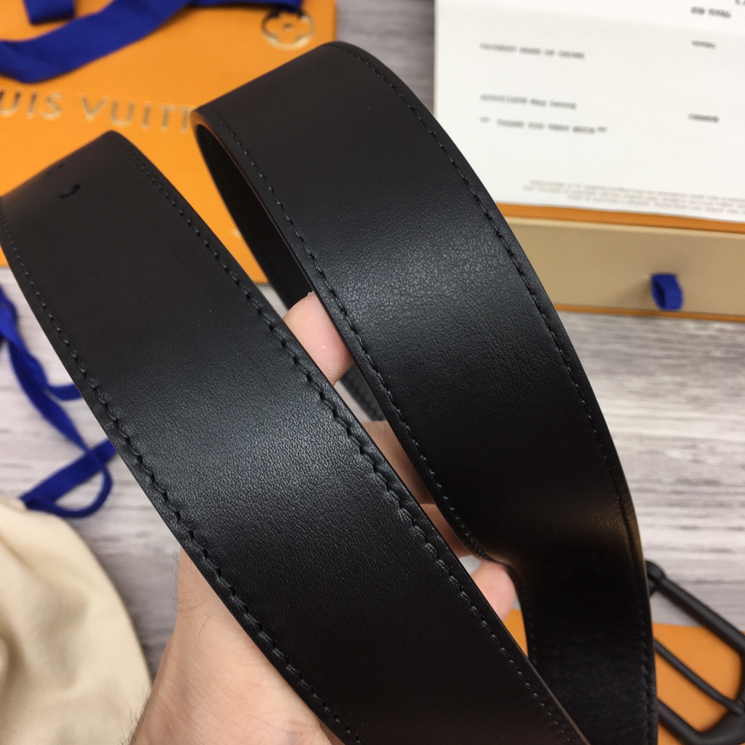 루이비통 남성용 단색 벨트 2컬러