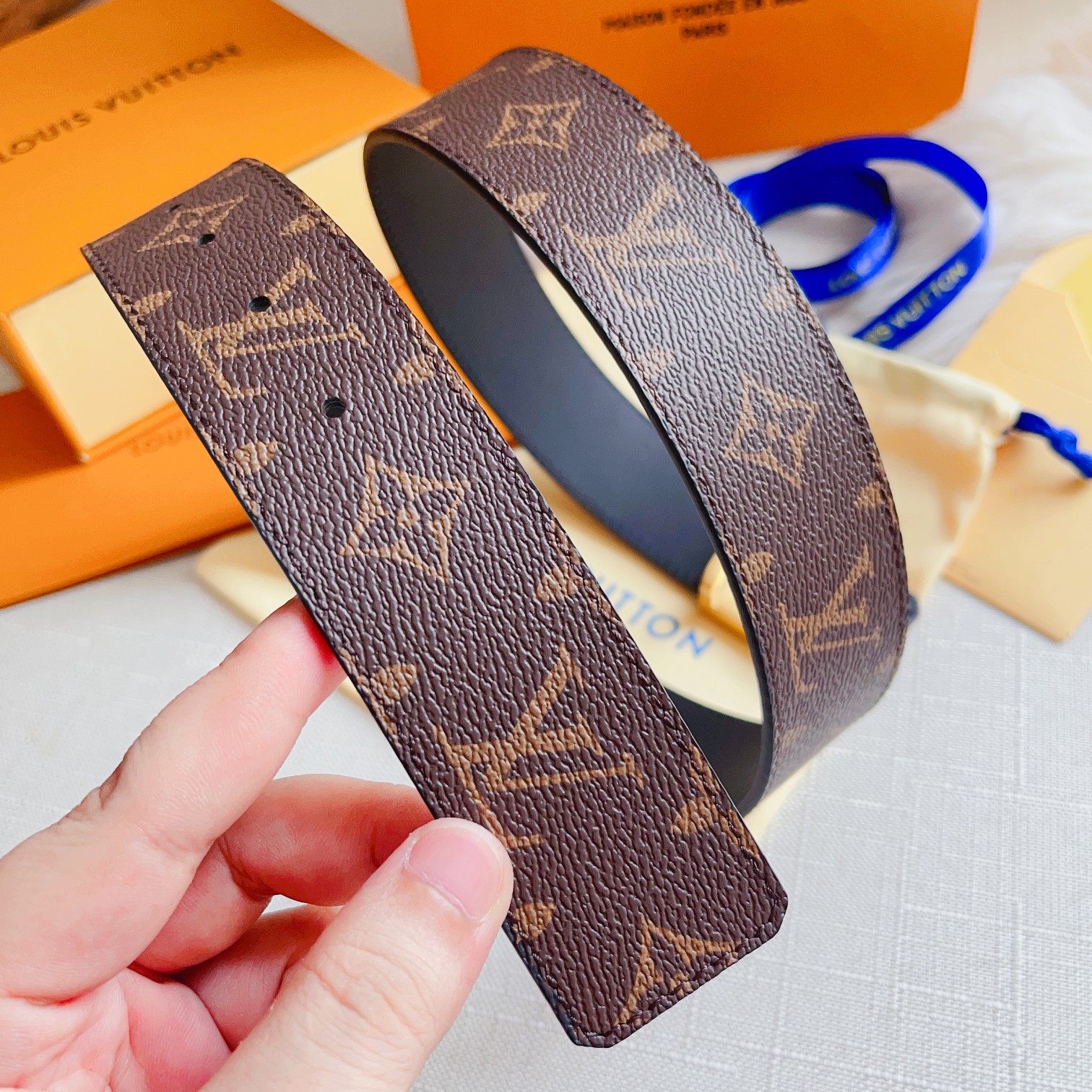 루이비통 가인 모노그램 세모 벨트 2컬러 39mm