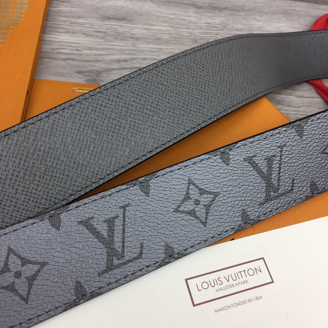 루이비통 LV 이니셜 리버서블 벨트 4cm 4컬러