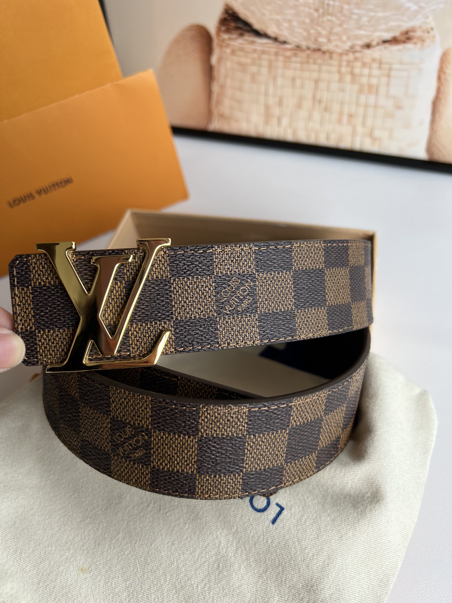 루이비통 LV 이니셜 다미에 클램프 벨트 40mm