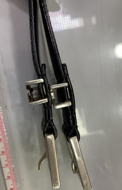 YSL. 모노그램 벨트