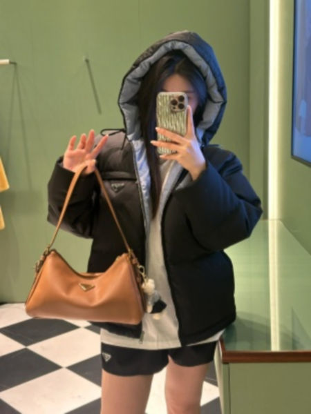 프라다 에메 미디엄 가죽 숄더백(5color)