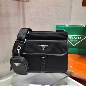 프라다 리나일론 및 사피아노 가죽 숄더백
