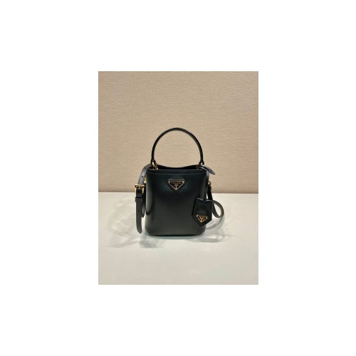프라다 파니에 스몰 사피아노 가죽 백(2color)