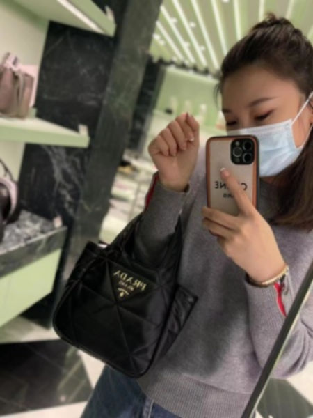 프라다 탑스티칭 나파 가죽 스몰 토트백