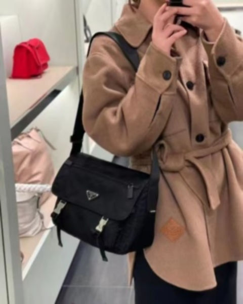 프라다 리나일론 메신저백 바이커백