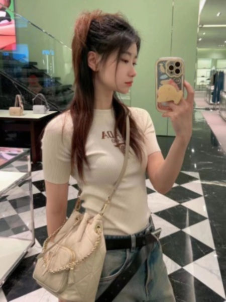 프라다 듀엣 나일론 프론트 포켓 버킷백