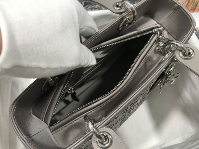 디올 레이디 디올 스몰 핸드백(3color)