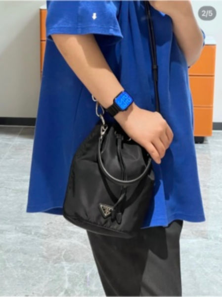 프라다 듀엣 리나일론 버킷 백