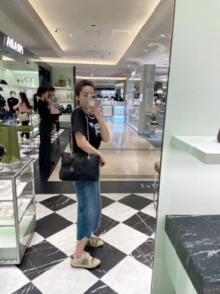 프라다 패딩 리나일론 미디엄 토트백