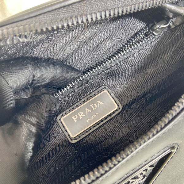 프라다 사피아노 힙색 벨트백