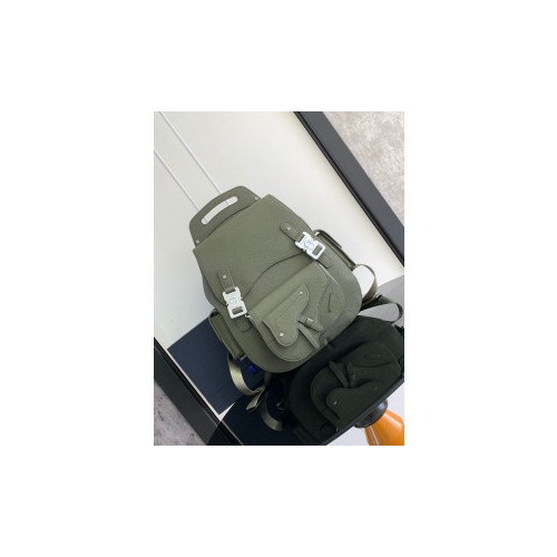 디올 맥시 새들 백팩
